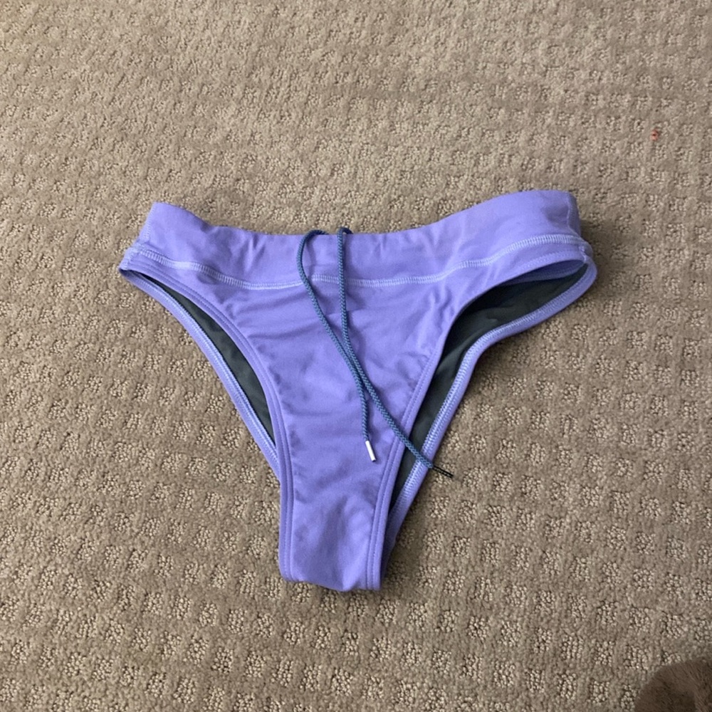 Jolyn NWOT medium zoe bottoms